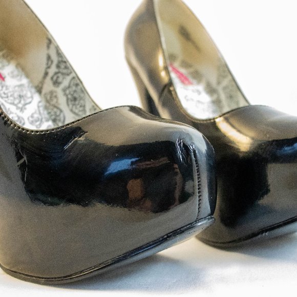 Black Pleaser Bordello Teeze Platform Shoes Size 8 Patent - Picture 3 of 7